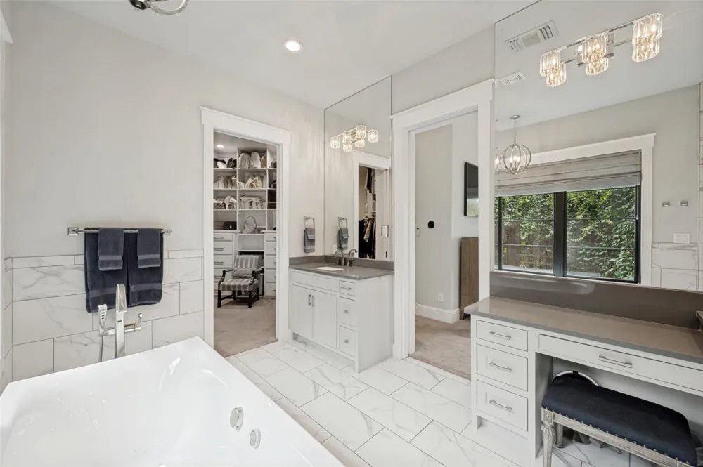197 Stonewood Boulevard Bartonville, TX 76226