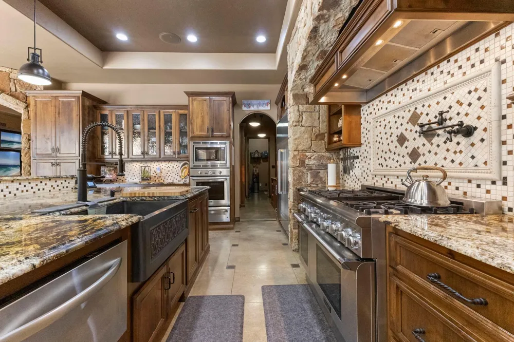 29765 Ancestral Trail Bulverde, TX 78163