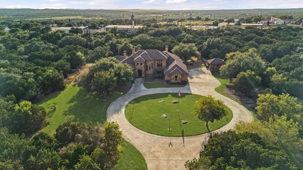 29765 Ancestral Trail Bulverde, TX 78163