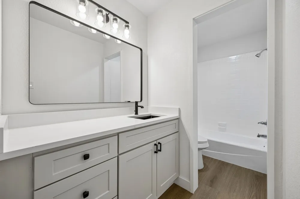 200 Willow Ridge Road Fort Worth, TX 76103