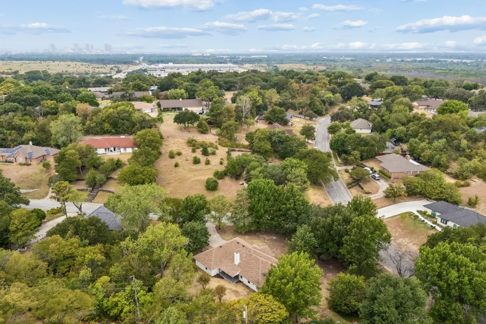 200 Willow Ridge Road Fort Worth, TX 76103