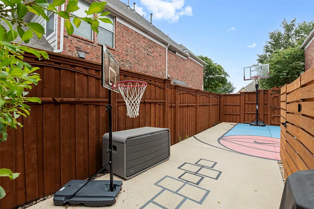 1658 Coldstone Drive Frisco, TX 75034