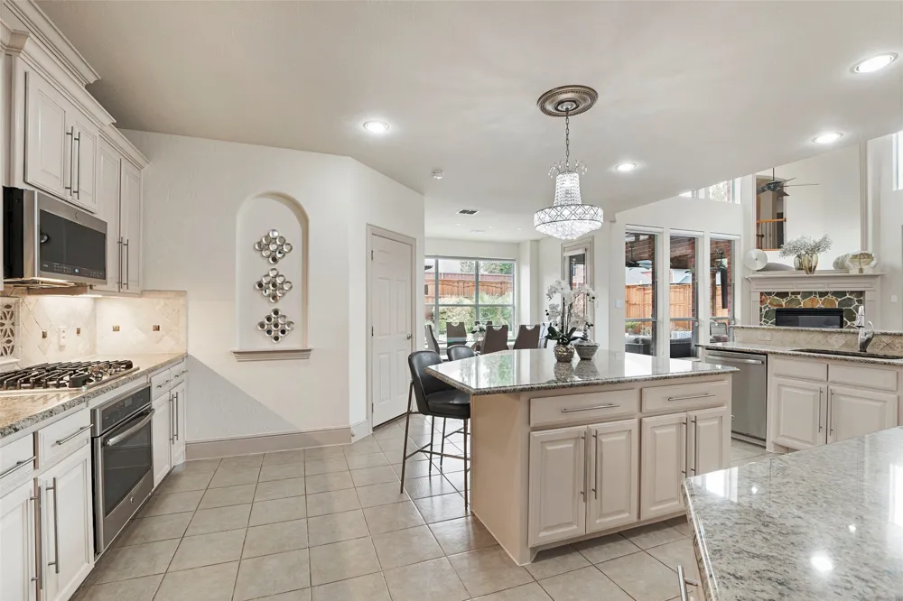 1658 Coldstone Drive Frisco, TX 75034