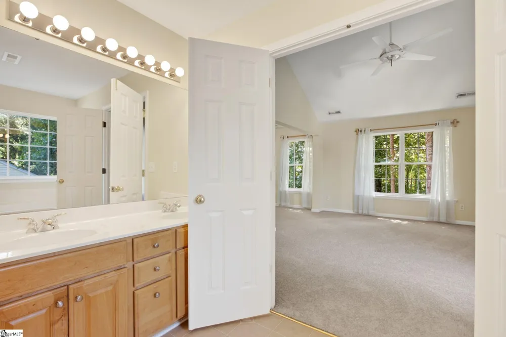 26 Trailstream Drive Mauldin, SC 29662