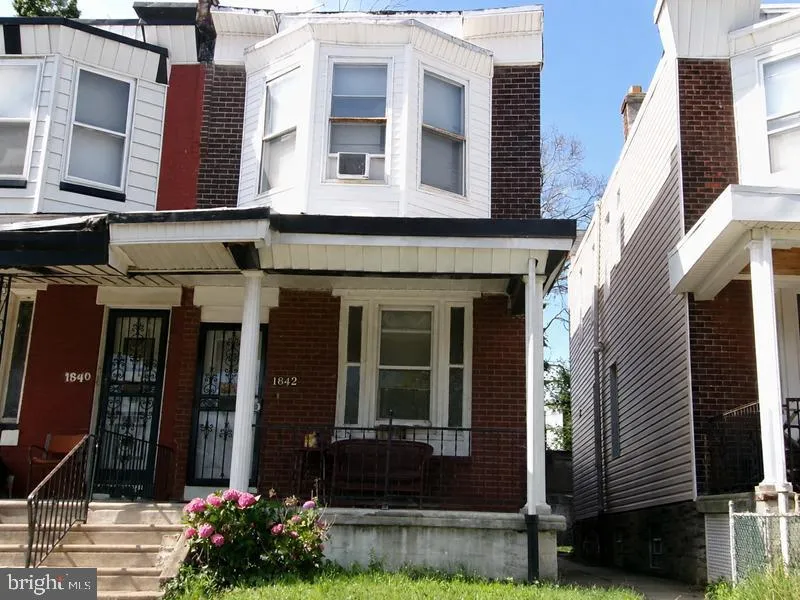 1842 W GODFREY AVENUE Philadelphia, PA 19141