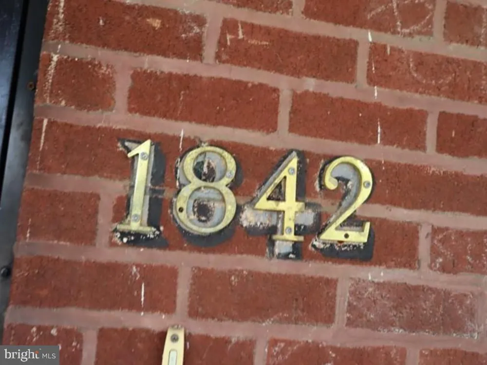 1842 W GODFREY AVENUE Philadelphia, PA 19141