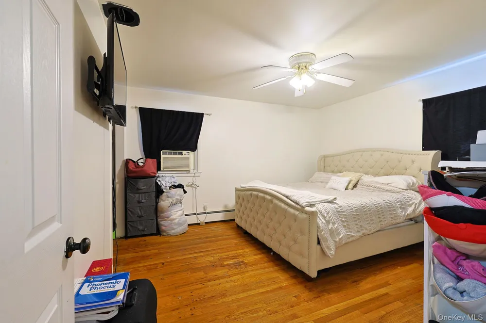 8 Pine Street Middletown, NY 10940