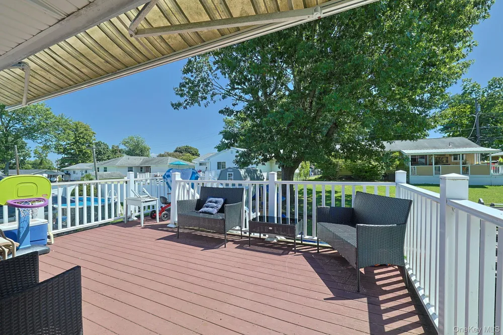 8 Pine Street Middletown, NY 10940