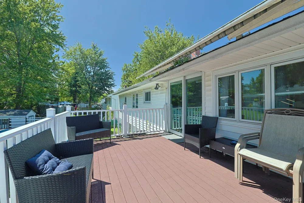 8 Pine Street Middletown, NY 10940