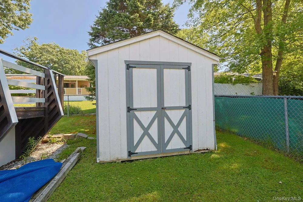 8 Pine Street Middletown, NY 10940