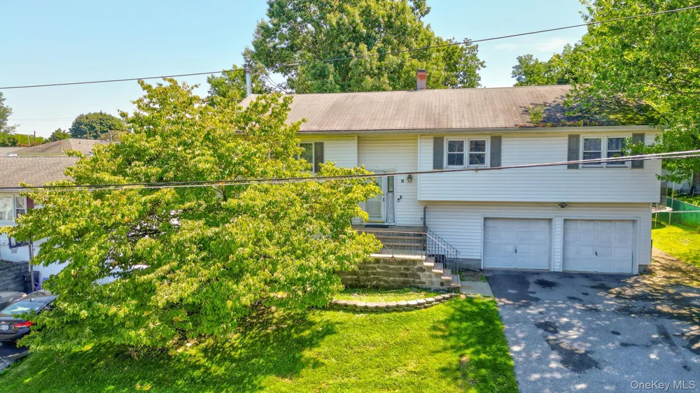 8 Pine Street Middletown, NY 10940