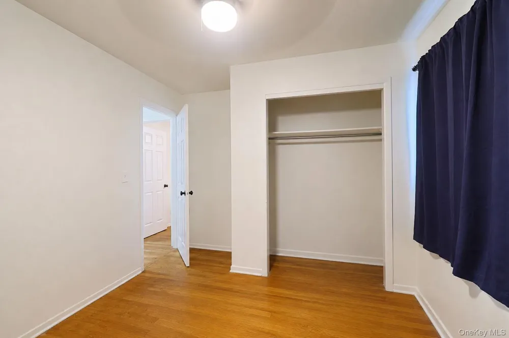 8 Pine Street Middletown, NY 10940