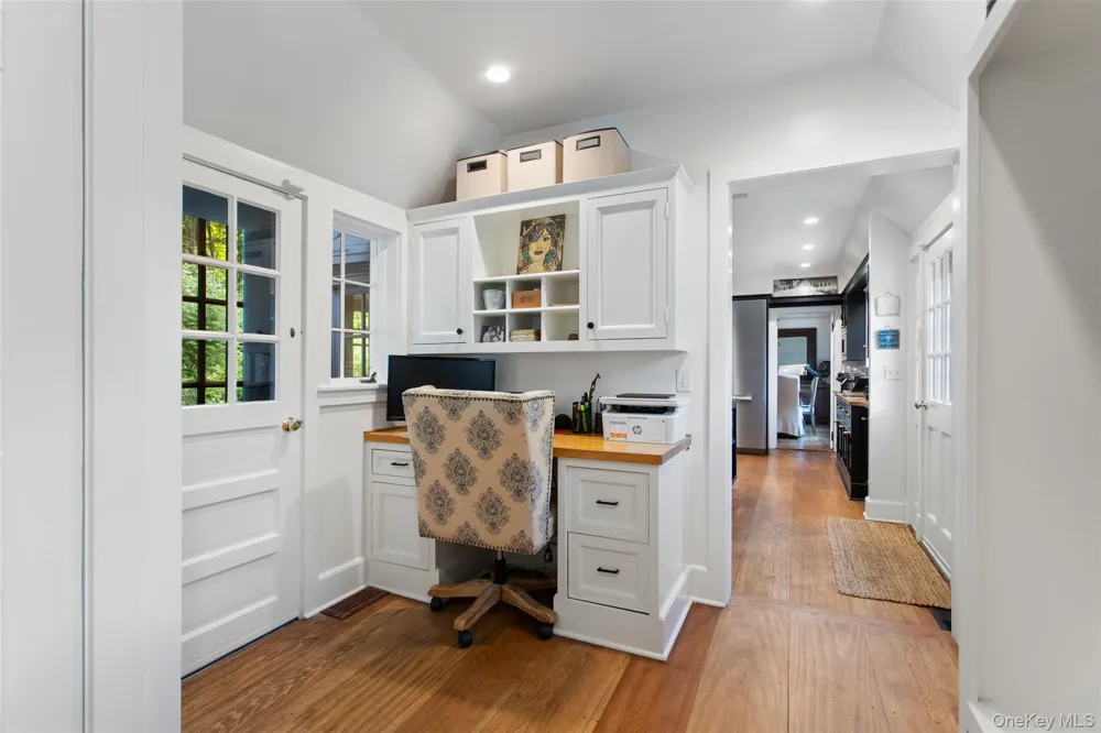35 Old Snake Hill Road Pound Ridge, NY 10576