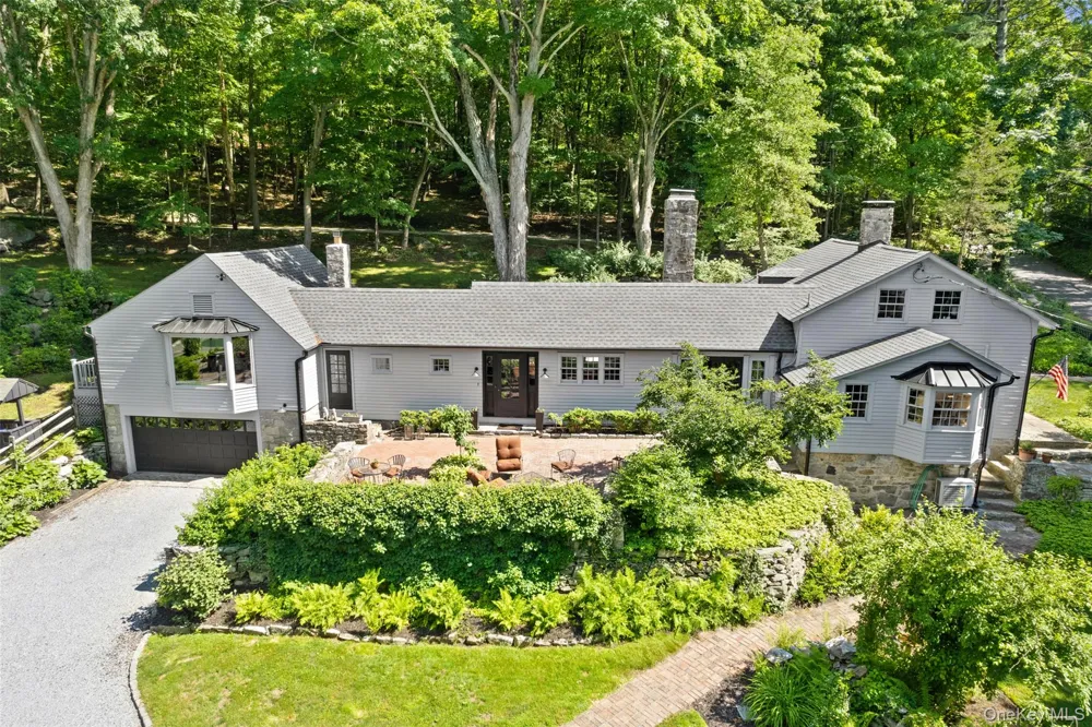 35 Old Snake Hill Road Pound Ridge, NY 10576