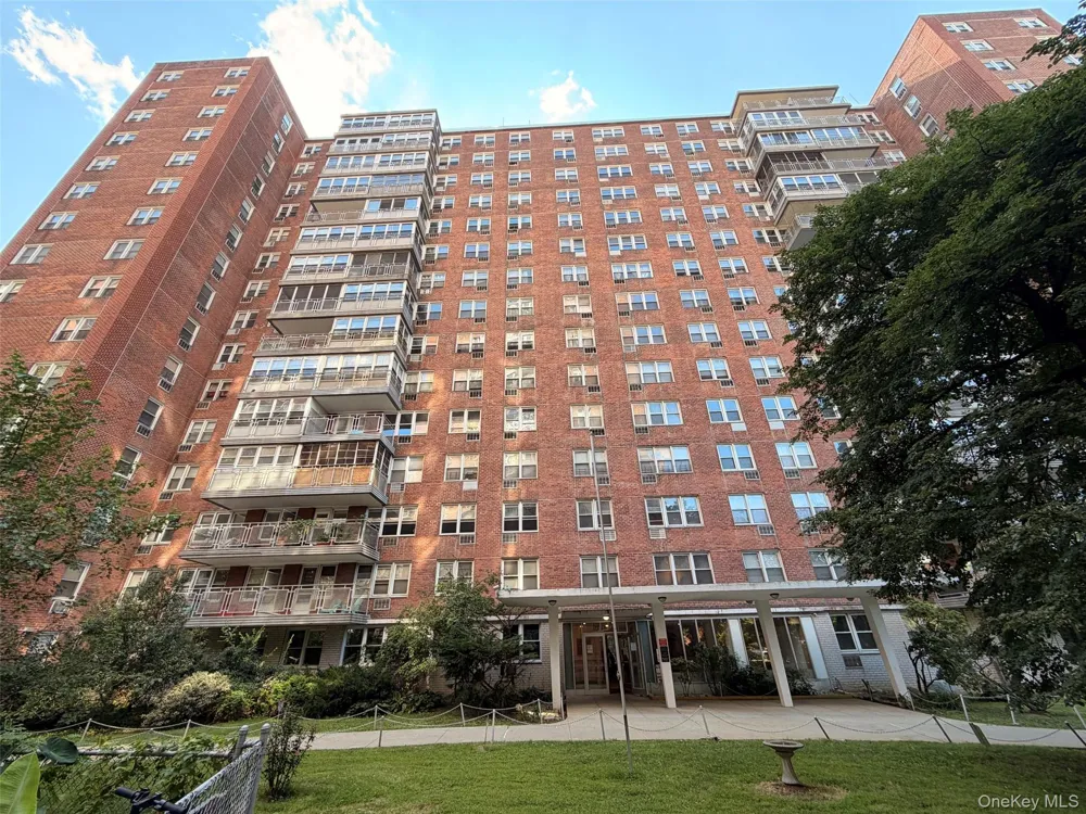 138-10 Franklin Avenue ##11B Flushing, NY 11355