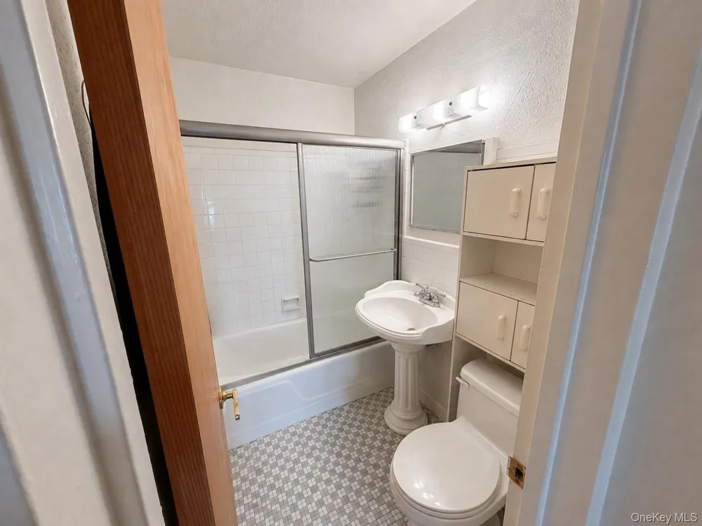 138-10 Franklin Avenue ##11B Flushing, NY 11355