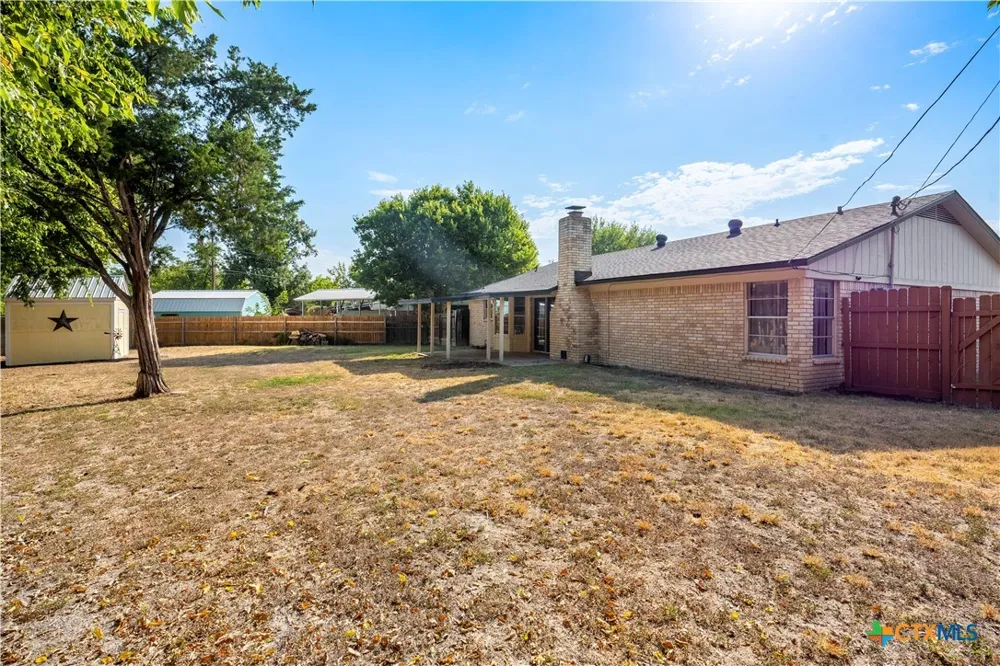 104 Red Oak Circle Temple, TX 76502