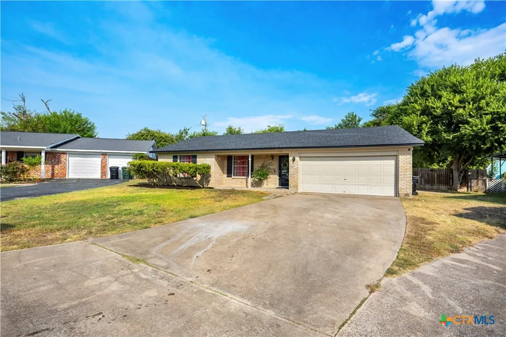 104 Red Oak Circle Temple, TX 76502