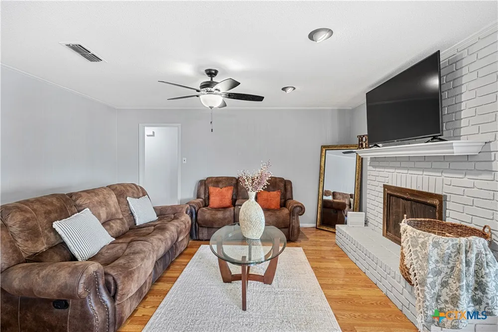 104 Red Oak Circle Temple, TX 76502
