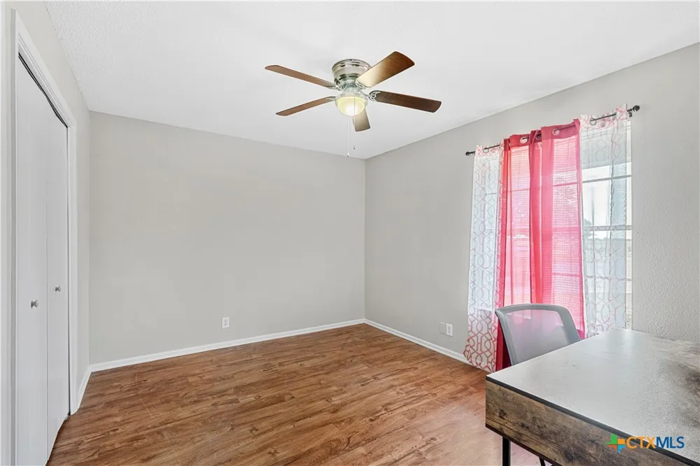 104 Red Oak Circle Temple, TX 76502