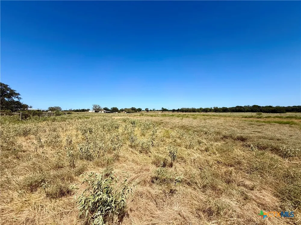 3148 FM 795 Gonzales, TX 78629