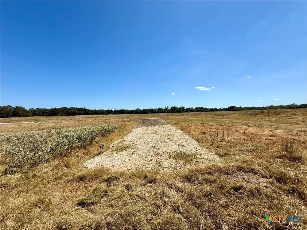 3148 FM 795 Gonzales, TX 78629