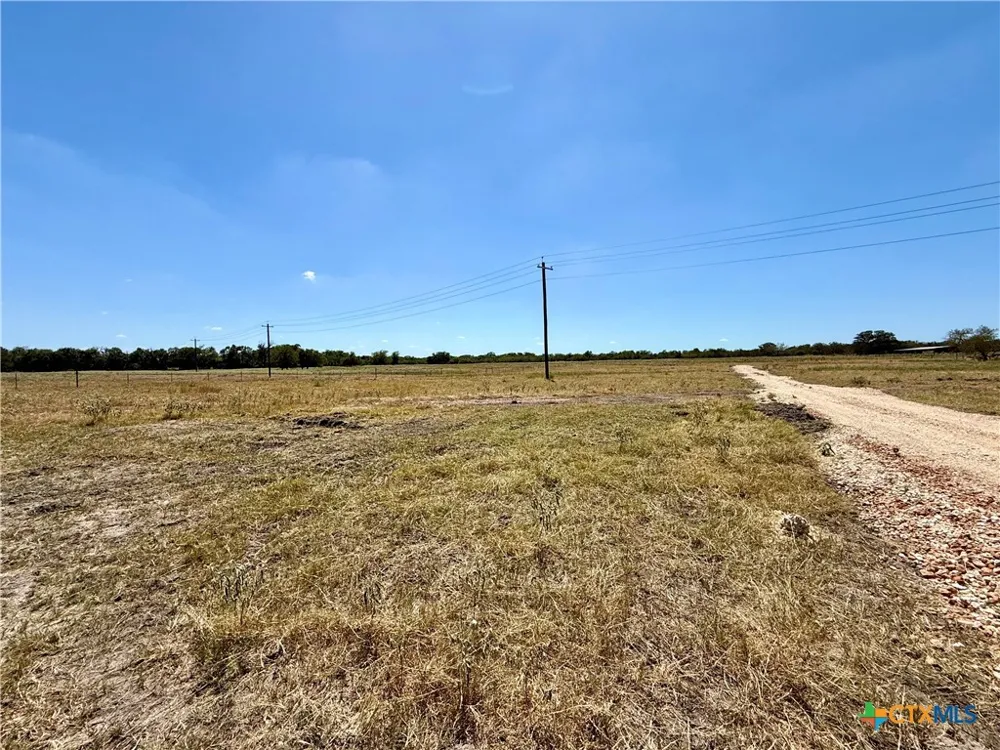 3148 FM 795 Gonzales, TX 78629