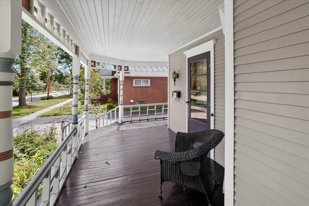 217 Grand Street Marshall, MI 49068