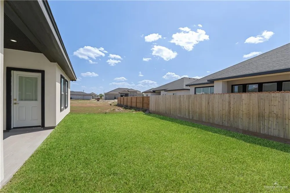 304 31st Street Hidalgo, TX 78557