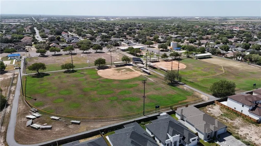 304 31st Street Hidalgo, TX 78557