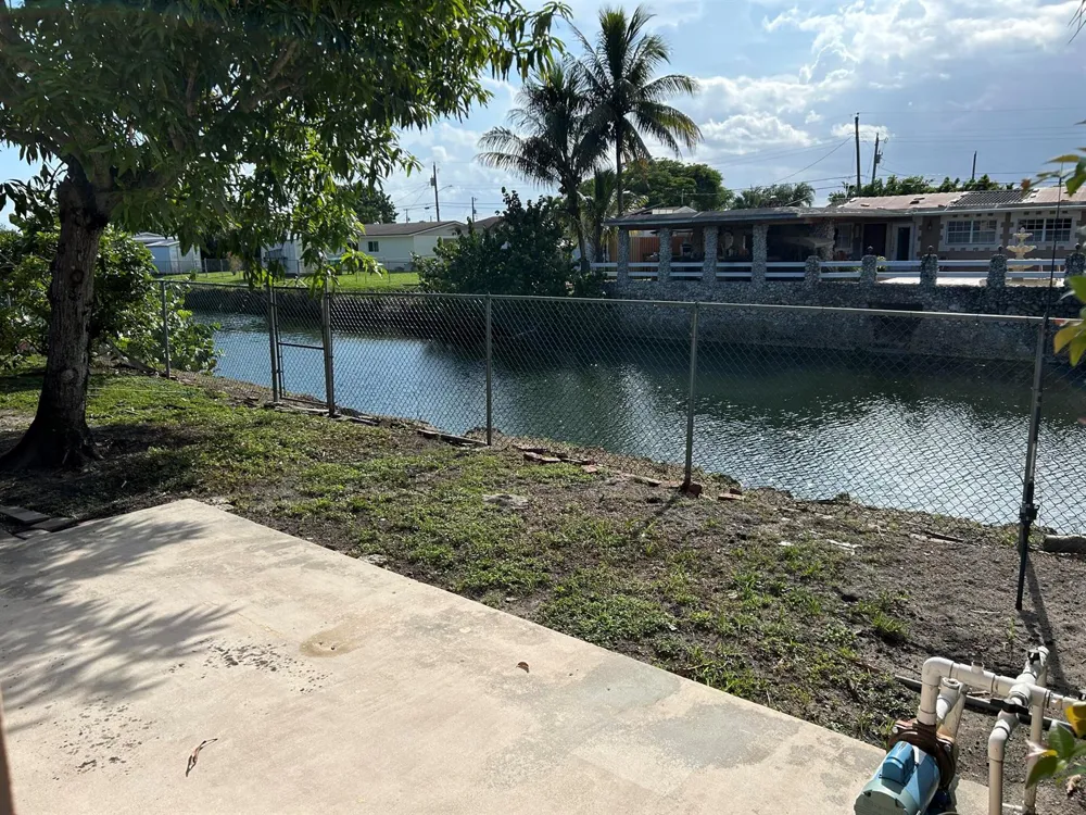 4900 SW 103RD PLACE #1 Miami, FL 33165