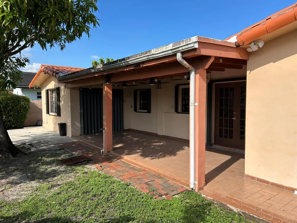 4900 SW 103RD PLACE #1 Miami, FL 33165