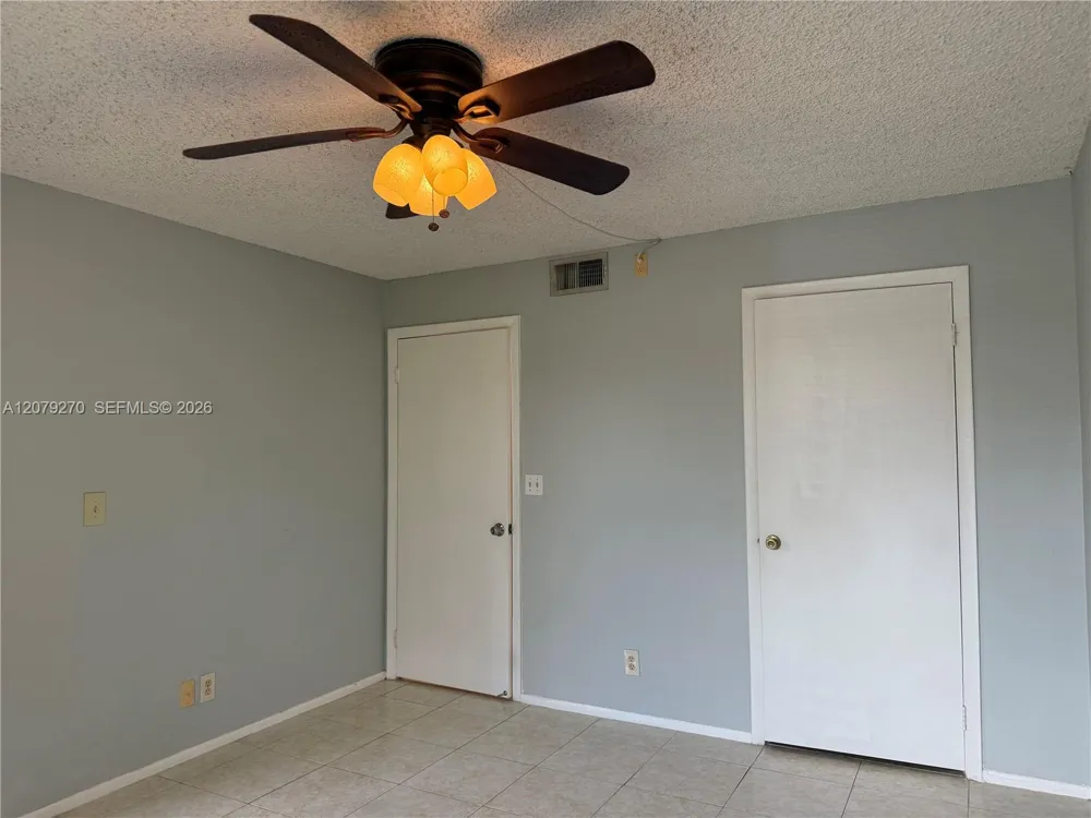 9999 Summerbreeze Dr #119 Sunrise, FL 33322