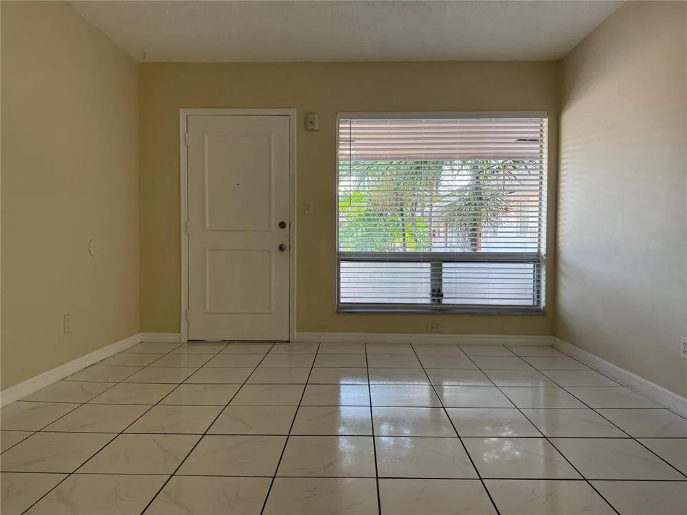 4928 Hollywood Boulevard #10 Hollywood, FL 33021