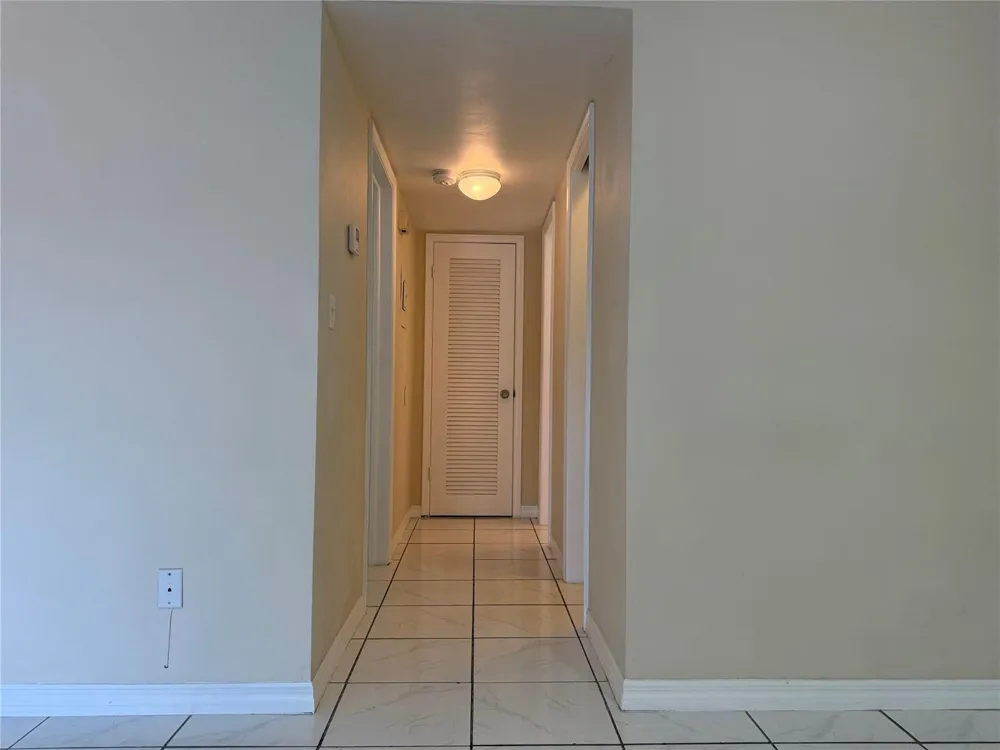 4928 Hollywood Boulevard #10 Hollywood, FL 33021