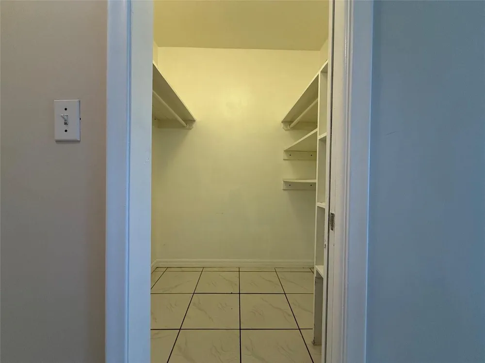 4928 Hollywood Boulevard #10 Hollywood, FL 33021