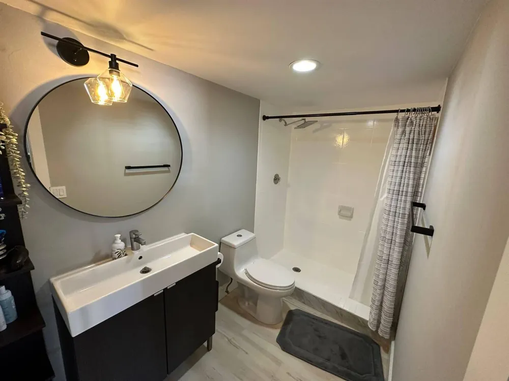 427 GOLDEN ISLES DRIVE #4I Hallandale Beach, FL 33009