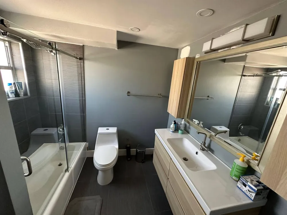 427 GOLDEN ISLES DRIVE #4I Hallandale Beach, FL 33009