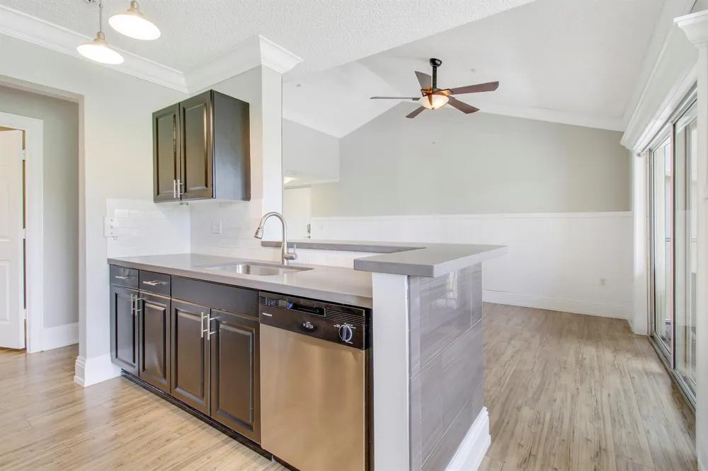 254 Village Boulevard #4303 Tequesta, FL 33469