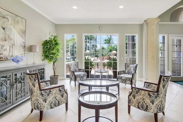 254 Village Boulevard #4303 Tequesta, FL 33469