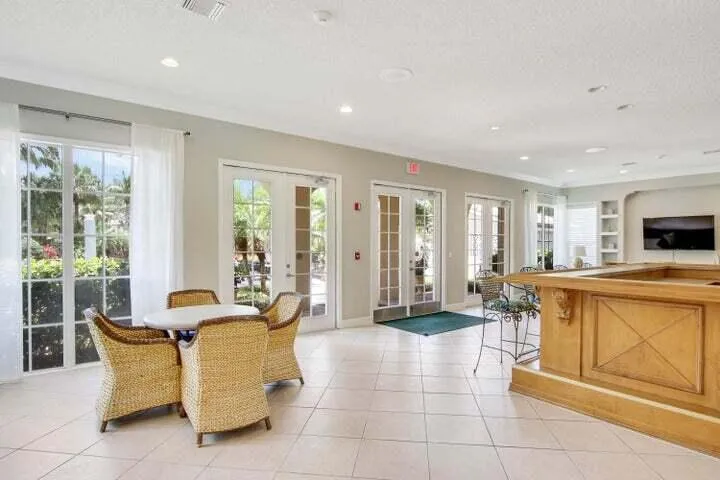 254 Village Boulevard #4303 Tequesta, FL 33469