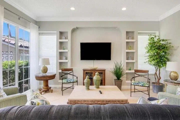 254 Village Boulevard #4303 Tequesta, FL 33469