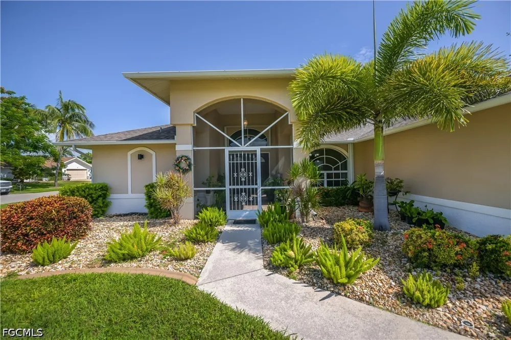 SE 14th Terrace Cape Coral, FL 33990