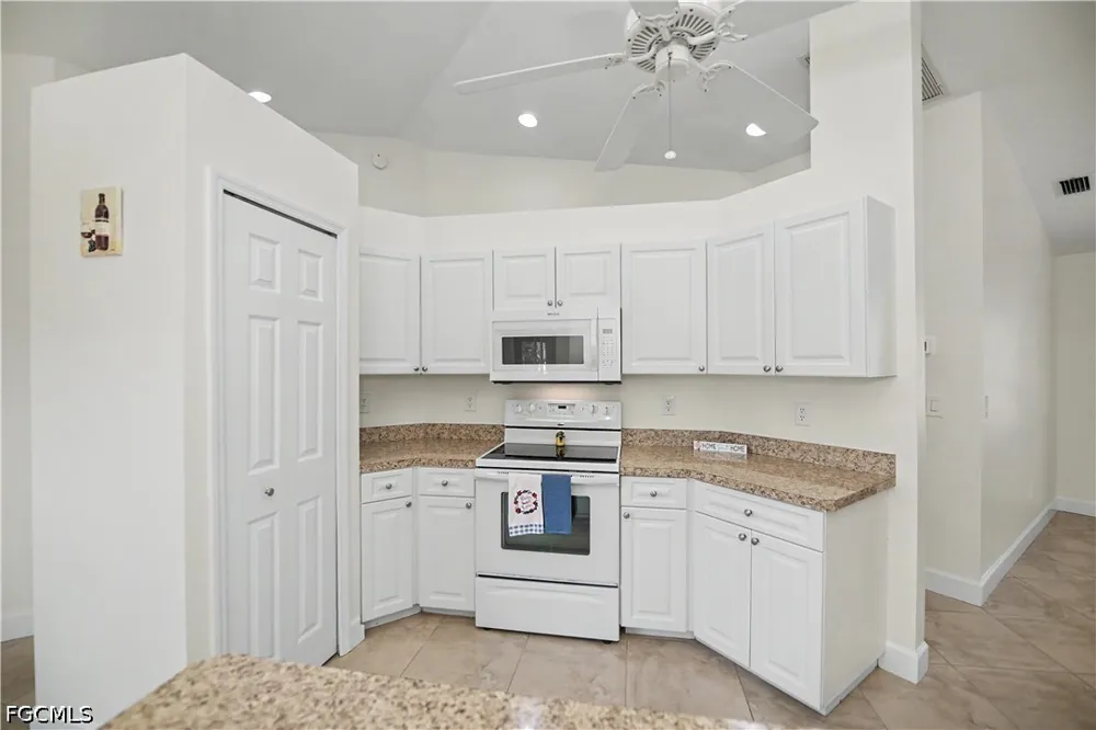 SE 14th Terrace Cape Coral, FL 33990