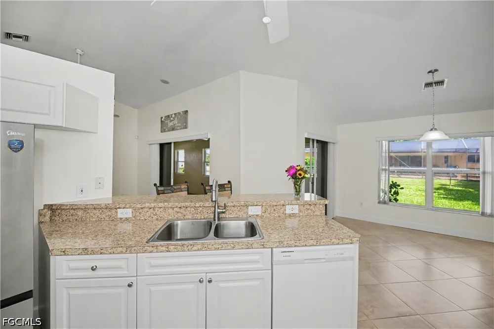 SE 14th Terrace Cape Coral, FL 33990