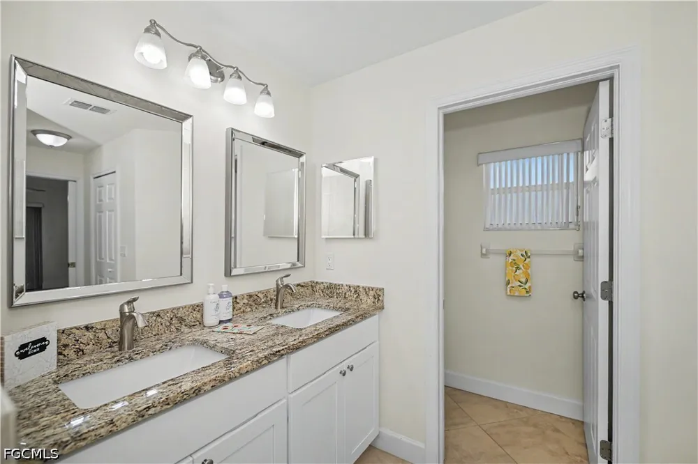SE 14th Terrace Cape Coral, FL 33990