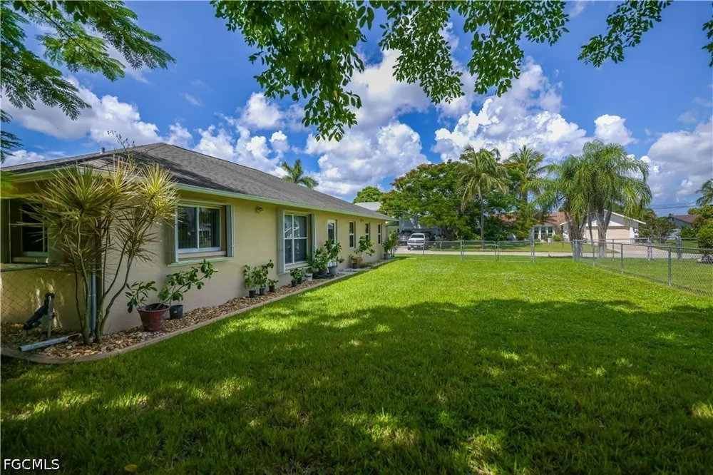 SE 14th Terrace Cape Coral, FL 33990
