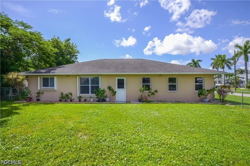SE 14th Terrace Cape Coral, FL 33990