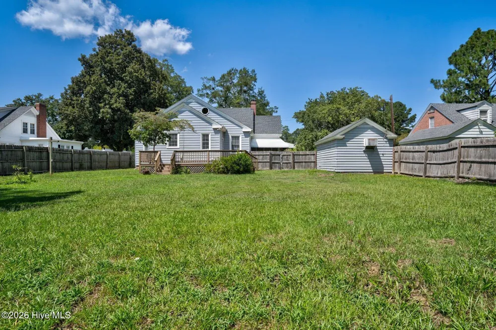 313 S Howard Circle Tarboro, NC 27886