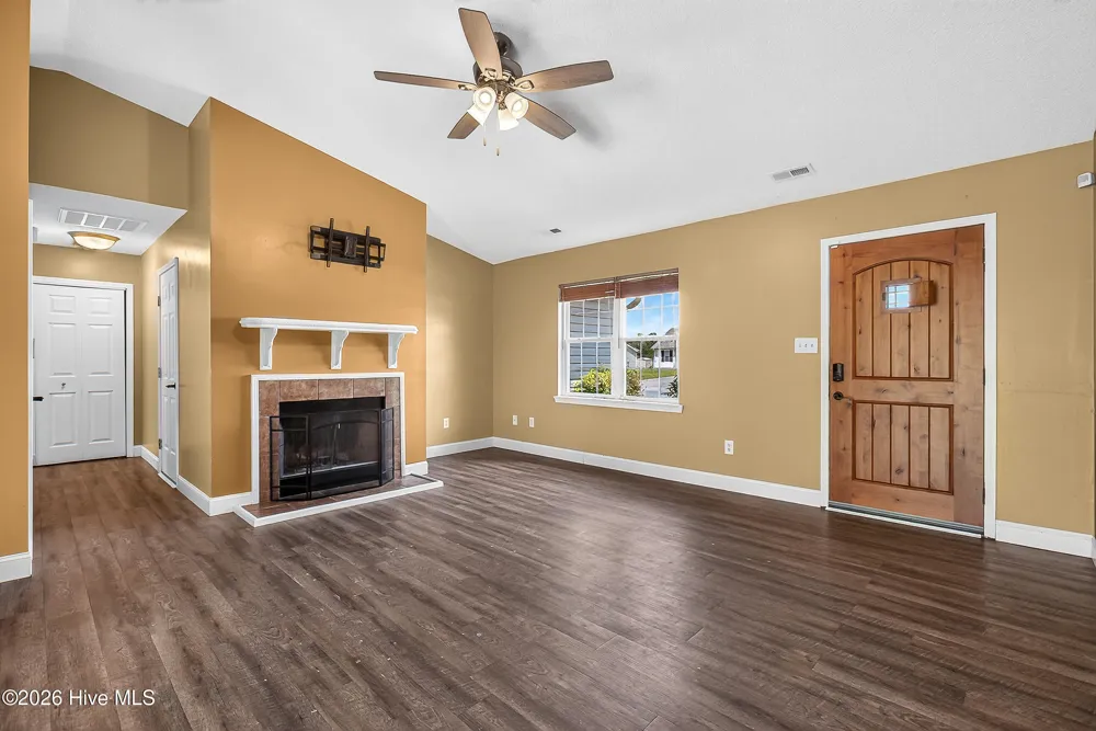 301 Parkton Drive Richlands, NC 28574